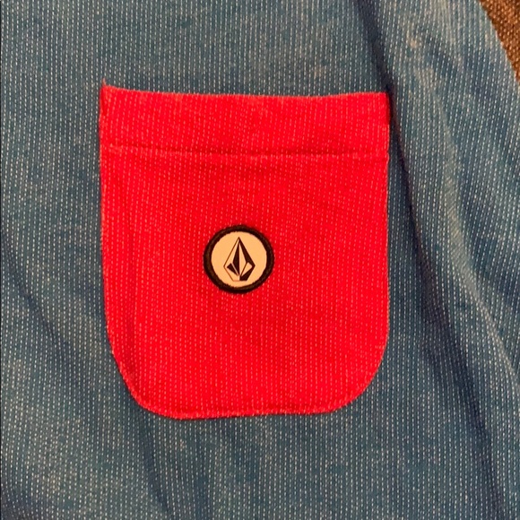 Men’s Volcom Sweater - Picture 2 of 4